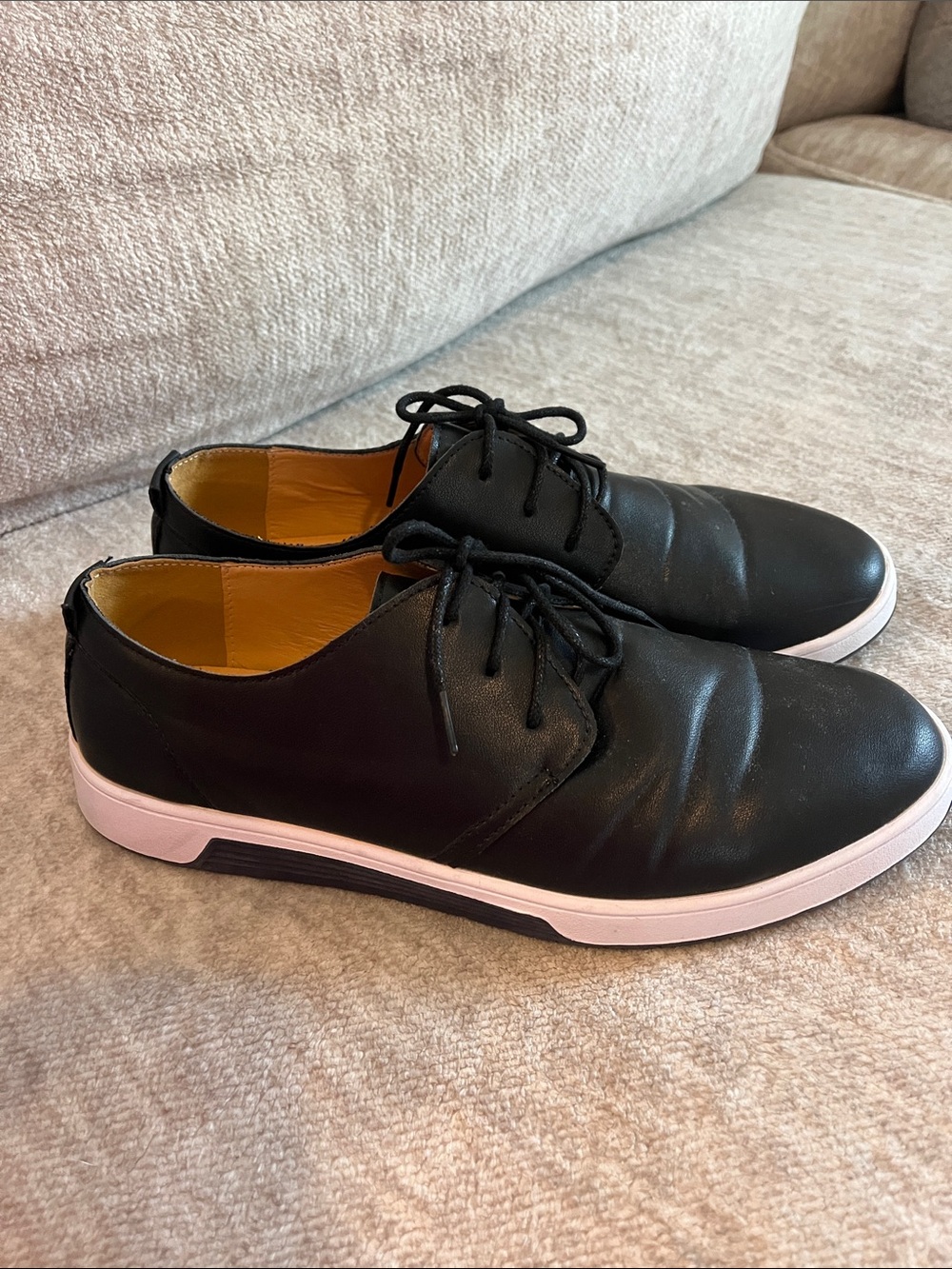 Men's Black Faux Leather Lace-Up Casual Sneakers